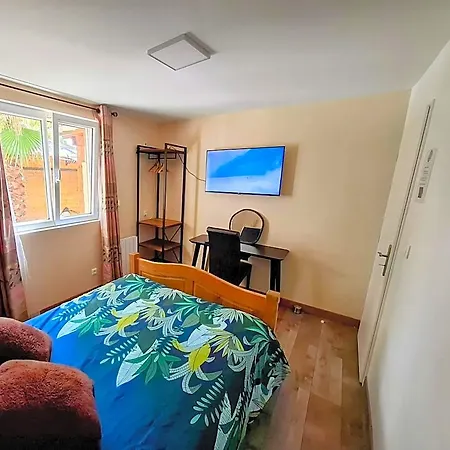 Le Surf Spot Hostel